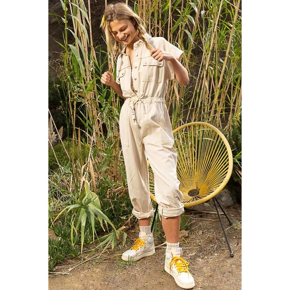 POL Oatmeal Cream Button Front Elastic Waist Short Sleeve Jumpsuit - Picture 10 of 11